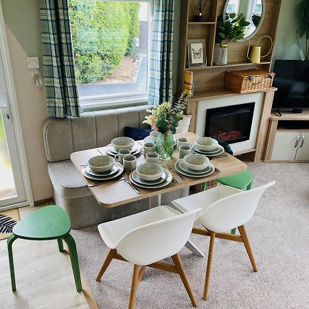 The Sanctuary Holiday Home - Escape The Ordinary Knaresborough Exterior photo