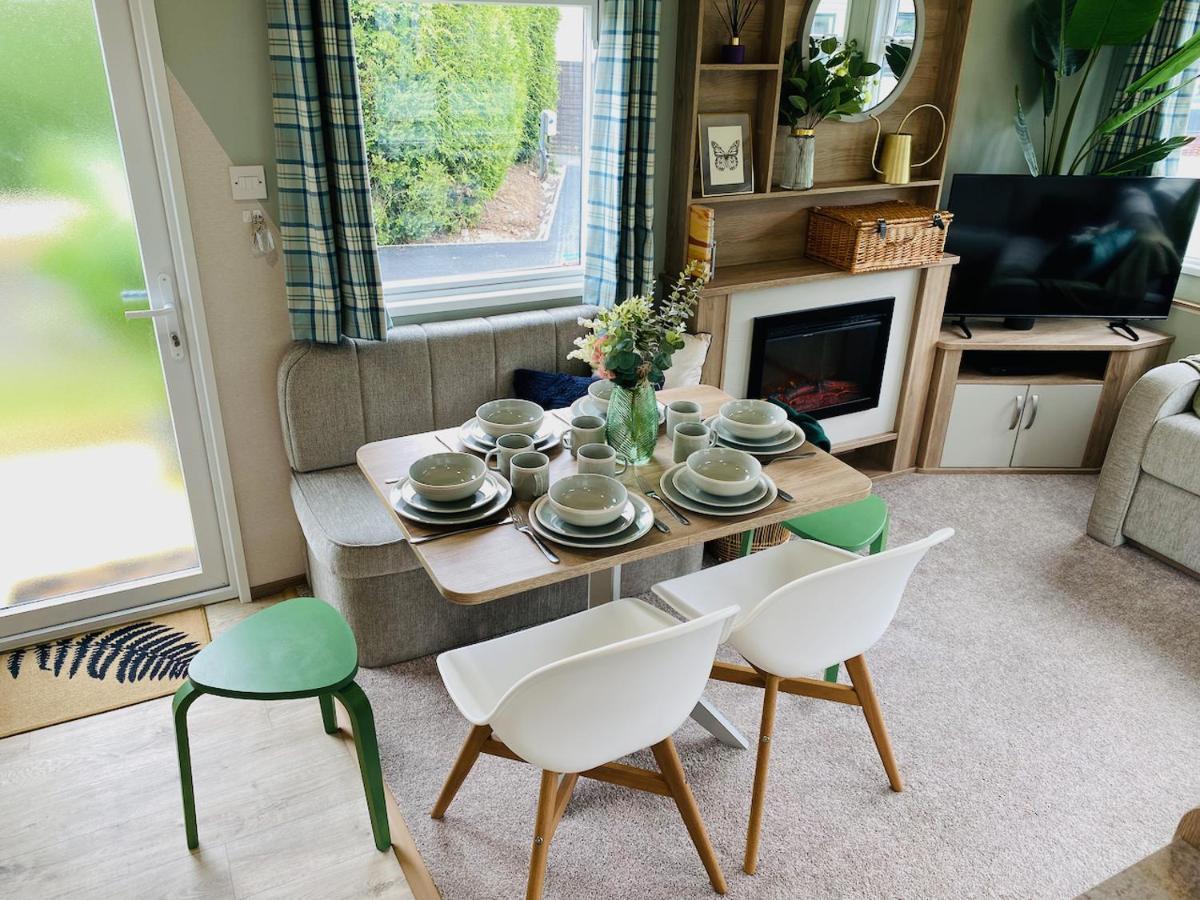 The Sanctuary Holiday Home - Escape The Ordinary Knaresborough Exterior photo