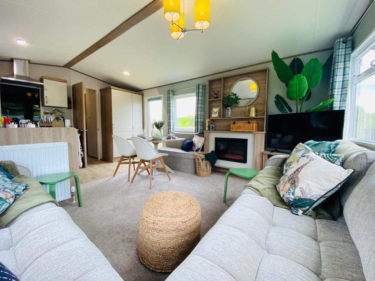 The Sanctuary Holiday Home - Escape The Ordinary Knaresborough Exterior photo