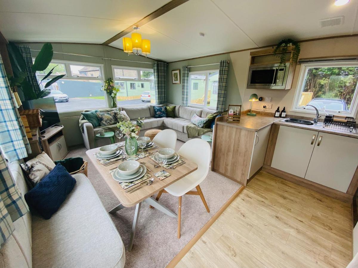 The Sanctuary Holiday Home - Escape The Ordinary Knaresborough Exterior photo