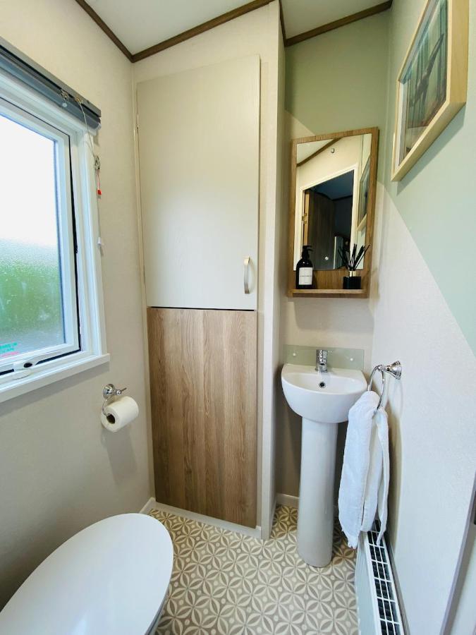 The Sanctuary Holiday Home - Escape The Ordinary Knaresborough Exterior photo